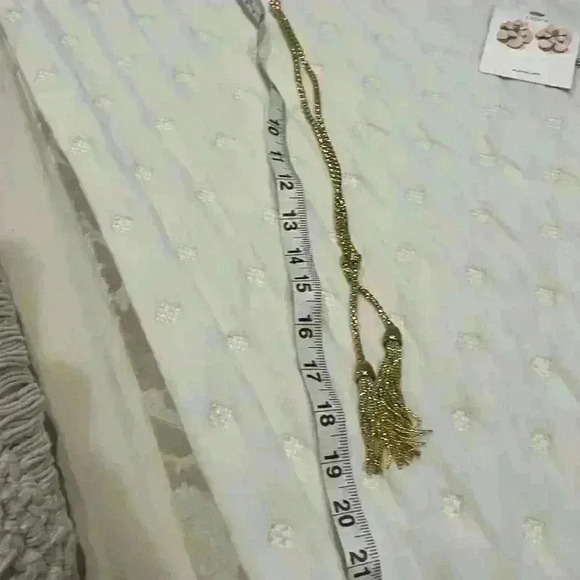 Goldtone tassel necklace - Picture 5 of 5